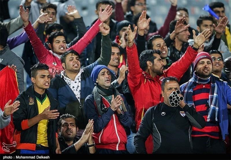 اهواز، پس از شکست پرسپولیس مقابل فولاد؛ فحاشی و پرتاب بطری به سمت داور اهواز، پس از شکست پرسپولیس مقابل فولاد؛ فحاشی و پرتاب بطری به سمت داور