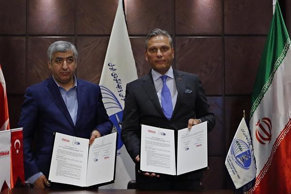 تفاهم نامه انجمن صنفی دفاتر خدمات گردشگری ایران و تورساب ترکیه امضاء شد
