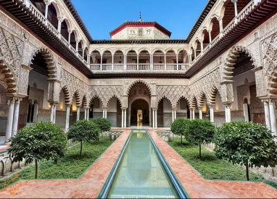 قصر آلکازار سویل، تلفیقی زیبا از معماری اسلامی و اروپایی!