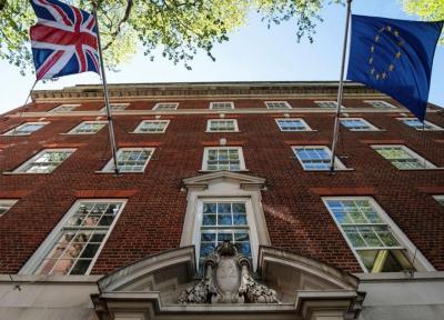 خبرنگاران انتقاد اتحادیه اروپا از تعلل دولت لندن برای برقراری روابط دیپلماتیک پسابرگزیت