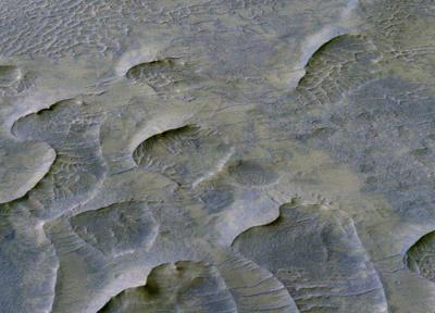 تپه های شنی مریخ در طول یک میلیارد سال فرسایش کمی داشته اند