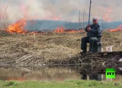 (ویدئو) ماهیگیری در آتش!