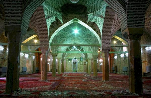 شروع بازسازی مسجد جامع مهاباد