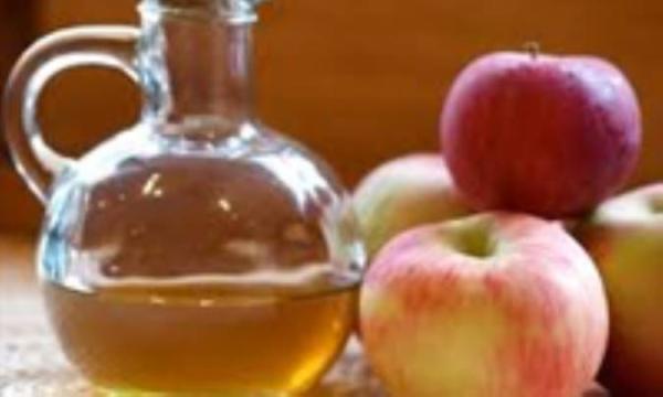 چگونه از سرکه سیب برای درمان آکنه استفاده کنیم؟